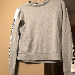 Light weight sweatshirt
